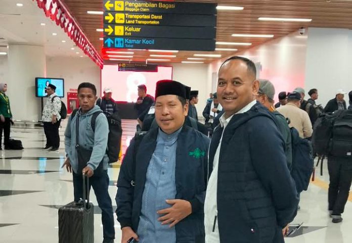 FOTO: Rombongan terakhir peserta Muktamar Nahdlatul Ulama (NU) dari Pengurus Cabang Nahdlatul Ulama (PCNU) se-Sulawesi Selatan bertolak menuju lokasi pelaksanaan Muktamar NU, Rabu (26/8/2026).