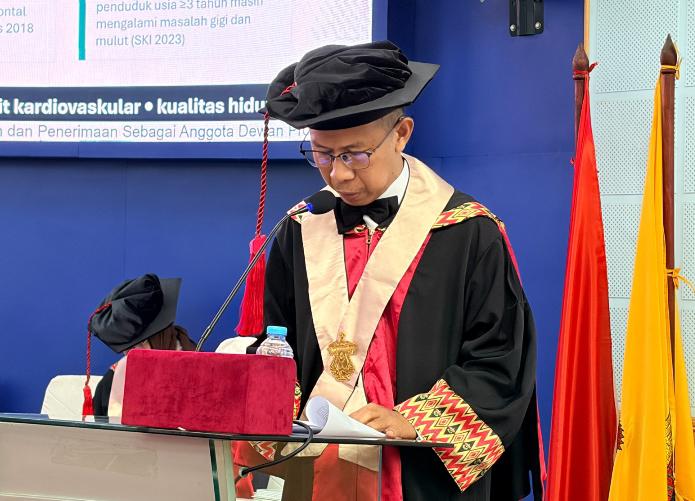 FOTO: Prof. Dr. Asdar, drg., M.Kes. Guru Besar Bidang Ilmu Periodontologi, Fakultas Kedokteran Gigi. FOTO: Prof. Dr. Asdar, drg., M.Kes. Guru Besar Bidang Ilmu Periodontologi, Fakultas Kedokteran Gigi.