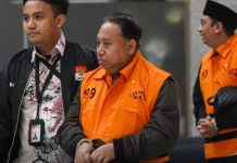 OTT Rektor Unsoed, Pakar Pendidikan: ini Politis atau Murni Pidana? FOTO: Operasi tangkap tangan (OTT) oleh Komisi Pemberantasan Korupsi (KPK) terhadap Rektor Universitas Jenderal Soedirman (Unsoed) Purwakarta Prof Akhmad Sodiq. (Ist)