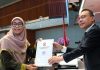 Sufmi Dasco RUU Perampasan Aset Paling Lambat Rampung 15 Desember 2026 FOTO: Wakil Ketua DPR RI, Sufmi Dasco Ahmad saat menerima salah anggota DPR RI Fraksi PKS dalam Rapat Paripurna DPR RI di Kompleks Parlemen, Senayan, Jakarta, Kamis, 27 Agustus 2026.