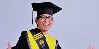 Satu Lagi Bacalon Rektor UNM yang Menyatakan Siap Mendaftar FOTO: Dr. Andi Baetal Mukadas, S.Pd., M.Sn., Dosen Fakultas Seni dan Desain Universitas Negeri Makassar (UNM).