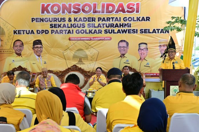FOTO: Ketua DPD I Partai Golkar Sulsel, Ilham Arief Sirajuddin (IAS) bersama fungsionaris dan sejumlah anggota Fraksi Golkar DPRD Sulsel berkunjung melakukan konsolidasi bersama DPD II Partai Golkar Kabupaten Takalar, Minggu, 30 Agustus 2026.
