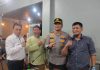 AKBP Ananda Fauzi Harahap Dipercaya Menjabat Wadirintelkam Polda Sulsel, Illank Radjab: Sosok yang Dekat dengan Semua Kalangan FOTO: Daeng Accung, Ketua Relawan Jakarta, Daeng Betel Panglima Adat Nusantara Kerajaan Gowa-Tallo, AKBP Ananda Fauzi Harahap, Paling Kanan Illank Radjab, S.H., Ketua Umum Laskar (Lembaga Study Hukum Advokasi Rakyat) Sulawesi Selatan.