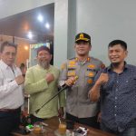 AKBP Ananda Fauzi Harahap Dipercaya Menjabat Wadirintelkam Polda Sulsel, Illank Radjab: Sosok yang Dekat dengan Semua Kalangan FOTO: Daeng Accung, Ketua Relawan Jakarta, Daeng Betel Panglima Adat Nusantara Kerajaan Gowa-Tallo, AKBP Ananda Fauzi Harahap, Paling Kanan Illank Radjab, S.H., Ketua Umum Laskar (Lembaga Study Hukum Advokasi Rakyat) Sulawesi Selatan.