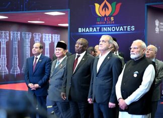 Presiden Prabowo Tekankan Kekuatan Kolektif BRICS untuk Perkuat Tata Kelola Global FOTO: Presiden RI Prabowo Subianto menghadiri sesi terbatas bertema “Inclusive Global Governance and Strengthening Multilateralism” pada Konferensi Tingkat Tinggi (KTT) BRICS 2026 di New Delhi, Republik India, Sabtu (12/09/2026). (Sumber: BPMI Setpres)