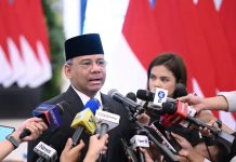 Dilantik sebagai Menkeu, Suahasil Pastikan APBN Sehat, Kredibel, dan Berdampak bagi Rakyat FOTO: Menteri Keuangan Suahasil Nazara saat memberikan keterangan pers usai dilantik Presiden Prabowo di Istana Negara, Jakarta, Senin (14/09/2026). (Sumber: BPMI Setpres)
