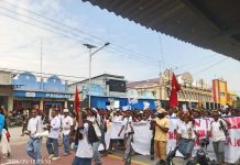 Tolak MBG, Ribuan Pelajar di Wamena Tuntut Pendidikan Gratis FOTO: Ribuan siswa-siswi yang tergabung dalam Solidaritas Pelajar West Papua (SPWP) menggelar aksi nasional penolakan program Makanan Bergizi Gratis (MBG) di Wamena, Selasa (15/9/2026). (Dok via Facebook)