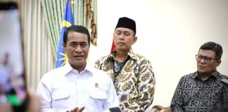 Dibongkar Mentan, Sejumlah Merk Beras Diduga Melakukan Penipuan, Kerugian Capai Rp 89 triliun FOTO: Menteri Pertanian (Mentan) Andi Amran Sulaiman saat diwawancarai awak media pada kesempatan lainnya. (Dok Kementan)