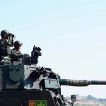 Pangdivif 3 Kostrad Tinjau Latbakjatrat Kikav 14/JJ, Pastikan Kesiapan Tempur Satuan di Bone FOTO: Panglima Divisi Infanteri 3 Kostrad Mayjen TNI Wulang Nur Yudhanto, S.E., M.M., M.Han., menghadiri sekaligus meninjau pelaksanaan Latihan Menembak Senjata Berat (Latbakjatrat) Ranpur Kikav 14/JJ/3 Kostrad di Dodiklatpur Bance’e, Kabupaten Bone, Sulawesi Selatan, Rabu (16/9/2026). (Dok.Divisi Infanteri 3 Kostrad)