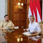 Hutang Obligasi BLBI Diselesaikan dalam 2 Tahun Pertama Pemerintahan Presiden Prabowo FOTO: Presiden Prabowo Subianto memanggil Menteri Keuangan Suahasil Nazara ke Istana Merdeka, Jakarta. Selasa, 22 September 2026. (Dok. Seskab)