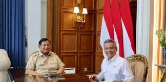Hutang Obligasi BLBI Diselesaikan dalam 2 Tahun Pertama Pemerintahan Presiden Prabowo FOTO: Presiden Prabowo Subianto memanggil Menteri Keuangan Suahasil Nazara ke Istana Merdeka, Jakarta. Selasa, 22 September 2026. (Dok. Seskab)