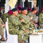 Pangkostrad Hadiri Penerimaan Kendaraan Amfibi AAV Korps Marinir TNI AL FOTO: Panglima Kostrad (Pangkostrad) Letnan Jenderal TNI Mohammad Fadjar, MPICT., menghadiri acara penerimaan dan penyerahan kendaraan amfibi AAV (Amphibious Assault Vehicle) untuk Korps Marinir TNI Angkatan Laut, yang digelar di Lapangan Apel Brigif 1 Marinir, Cilandak, Jakarta Selatan, Senin (28/9/2026). (Dok Puspen TNI)