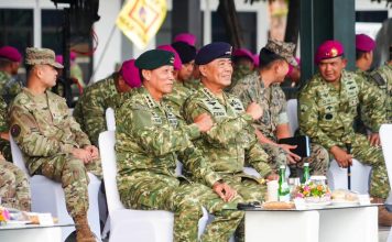 Pangkostrad Hadiri Penerimaan Kendaraan Amfibi AAV Korps Marinir TNI AL FOTO: Panglima Kostrad (Pangkostrad) Letnan Jenderal TNI Mohammad Fadjar, MPICT., menghadiri acara penerimaan dan penyerahan kendaraan amfibi AAV (Amphibious Assault Vehicle) untuk Korps Marinir TNI Angkatan Laut, yang digelar di Lapangan Apel Brigif 1 Marinir, Cilandak, Jakarta Selatan, Senin (28/9/2026). (Dok Puspen TNI)