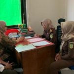 Ketua dan Bendahara KONI Solo Dijebloskan ke Rutan: Korupsi Dana Hibah FOTO: Kejari Solo tahan dua tersangka kasus korupsi dana hibah KONI Solo, Senin (31/8/2026)(Dok. Kejari Solo)