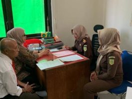 Ketua dan Bendahara KONI Solo Dijebloskan ke Rutan: Korupsi Dana Hibah FOTO: Kejari Solo tahan dua tersangka kasus korupsi dana hibah KONI Solo, Senin (31/8/2026)(Dok. Kejari Solo)