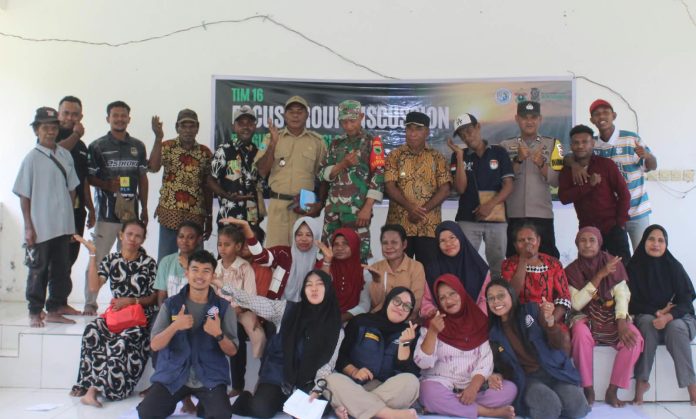 FOTO: Focus Group Discussion (FGD) Ke-2: Social Mapping Bertempat di Aula Koramil Kawasan Transmigrasi Weri–Saharey, Kabupaten Fakfak, Papua Barat, Rangkaian program pendampingan masyarakat oleh Tim Ekspedisi Patriot (TEP) 2026 Universitas Hasanuddin di bawah kepemimpinan Dr. Sawedi Muhammad, S.Sos., M.Sc., pada Kamis (3/9/2026).