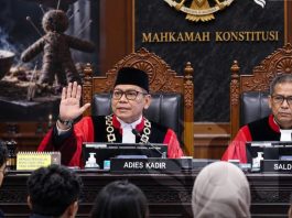 5 Mahasiswa Gugat Pasal Santet ke MK, Hakim: Ada yang Pernah Nyantet atau Disantet? FOTO: Ilustrasi sidang di Mahkamah Konstitusi.