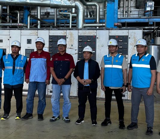 Andi Muzakkir Cek Langsung PLTU, Pastikan Komitmen PLN Atasi Pemadaman Bergilir Ket Foto: Anggota Komisi XII DPR RI dari Fraksi Partai Demokrat, Andi Muzakkir Aqil. Menindaklanjuti komitmen saat kunjungan kerja ke sejumlah pembangkit listrik tenaga uap. (Ist)*