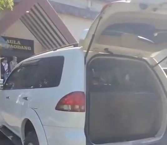 Modifikasi Kendaraan untuk Pengisian BBM, Polda Sulsel Tetapkan 17 Orang Jadi Tersangka FOTO: 1 Unit mobil roda empat jenis Pajero yang telah modifikasi untuk pengisian BBM yang diamankan di Mapolda Sulsel. (Tangkap layar)