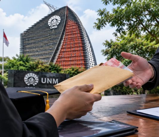 Saling Lempar Bola Panas Dugaan Pungli Uang Wisuda di FIP UNM Img 20260916 Wa0644