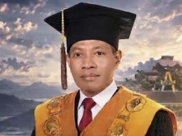 Rektor Uncen Jayapura Tutup Usia, Lahir di Biak 58 Tahun Lalu FOTO: Rektor Universitas Cenderawasih, Prof. Dr. Oscar Oswald Octovianis Wambrauw, S.E., M.Sc.Agr. (Foto : Dok)