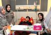 Bukan Sekadar Pimpinan, Kapolsek Panakkukang Jenguk Anggota yang Sakit: Kita Satu Keluarga FOTO: Kapolsek Panakkukang KOMPOL Hj. Ema Ratna, AR, S.H bersama personel Polsek Panakkukang dengan menjenguk salah satu anggotanya yang sedang sakit. Jumat (18/9/2026).