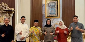 3 Fraksi di DPRD Temui Bupati, Pengamat: Konflik Politik di Gowa Telah Memasuki Fase Baru FOTO: Bupati Sitti Husniah Talenrang, Menerima anggota fraksi golkar DPRD Gowa, Jumat (18/9/2026) hari ini. (Ist)