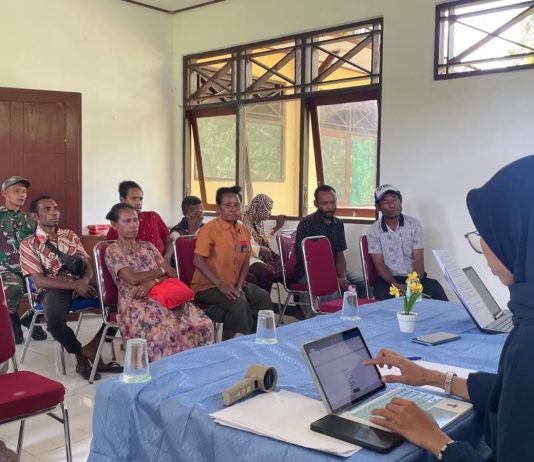 Tim 15 Ekspedisi Patriot Unhas Gelar FGD Agroindustri Pala Terintegrasi di Weri-Saharey Fakfak FOTO: Tim 15 Ekspedisi Patriot Unhas gelar Forum Group Discussion (FGD), Pengembangan komoditas pala di kawasan transmigrasi Kampung Weri-Saharey, Kabupaten Fakfak, Papua Barat, Sabtu (19/9/2026)