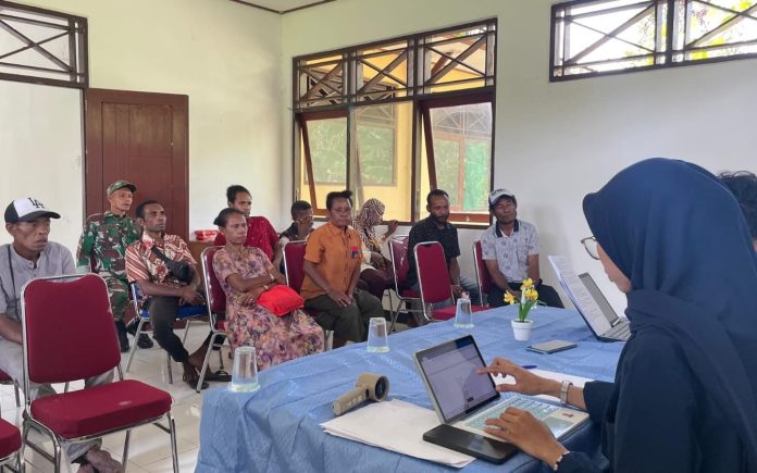 FOTO: Tim 15 Ekspedisi Patriot Unhas gelar Forum Group Discussion (FGD), Pengembangan komoditas pala di kawasan transmigrasi Kampung Weri-Saharey, Kabupaten Fakfak, Papua Barat, Sabtu (19/9/2026)