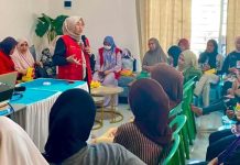 Fakultas Keperawatan Unhas Libatkan Orang Tua dalam Permainan Edukatif untuk Dukung Tumbuh Kembang Anak FOTO: Fakultas Keperawatan Unhas melaksanakan kegiatan pengabdian kepada masyarakat yang dilaksanakan pada Sabtu, 19 September 2026 ini bertempat di wilayah kerja Puskesmas Antang Perumnas, Kota Makassar.