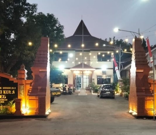 Hadirnya Pagar Gapura Bergaya Majapahit di Polsek Gedeg, Menjaga Warisan Luhur Sembari Membangun Wajah Baru Mojokerto Img 20260923 Wa0037