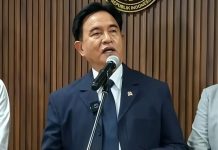 Yusril Sebut Pemerintah Menghormati, Bila KPK Ingin Memeriksa Nusron Wahid FOTO: Prof Yusril Ihza Mahendra, Menteri Koordinator Bidang Hukum, HAM, Imigrasi, dan Pemasyarakatan saat memberikan keterangan pers di kantor Kemenko Bidang Hukum, HAM, Imigrasi, dan Pemasyarakatan di Jakarta, Rabu (23/9/2026).