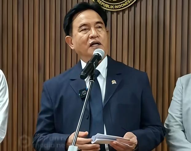 FOTO: Prof Yusril Ihza Mahendra, Menteri Koordinator Bidang Hukum, HAM, Imigrasi, dan Pemasyarakatan saat memberikan keterangan pers di kantor Kemenko Bidang Hukum, HAM, Imigrasi, dan Pemasyarakatan di Jakarta, Rabu (23/9/2026). FOTO: Prof Yusril Ihza Mahendra, Menteri Koordinator Bidang Hukum, HAM, Imigrasi, dan Pemasyarakatan saat memberikan keterangan pers di kantor Kemenko Bidang Hukum, HAM, Imigrasi, dan Pemasyarakatan di Jakarta, Rabu (23/9/2026).