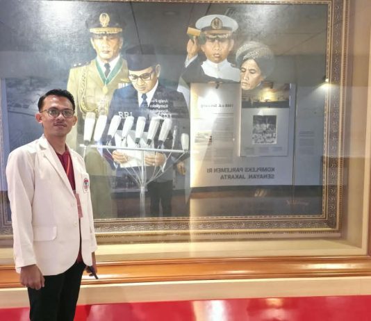 “Bak Istana Raja”, Rujab Wabup Kolaka Utara Tuai Sorotan di Saat Presiden Tekankan Efisiensi Anggaran FOTO: Syahrial Amir, Mahasiswa Pasca Sarjana Hukum Universitas Andi Djemma Palopo.