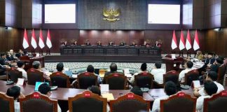 Jawaban KPU: MK Tidak Punya Kewenangan, Gibran Memenuhi Syarat Cawapres di Pilpres 2024: Punya Ijazah Setara SMA FOTO: Sidang Perselisihan Hasil Pemilihan Umum Presiden dan Wakil Presiden di Mahkamah Konstitusi (MK) di Ruang Sidang Gedung MK, Jakarta, Rabu (23/9/2026). (Dok. KPU RI)