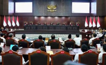 Jawaban KPU: MK Tidak Punya Kewenangan, Gibran Memenuhi Syarat Cawapres di Pilpres 2024: Punya Ijazah Setara SMA FOTO: Sidang Perselisihan Hasil Pemilihan Umum Presiden dan Wakil Presiden di Mahkamah Konstitusi (MK) di Ruang Sidang Gedung MK, Jakarta, Rabu (23/9/2026). (Dok. KPU RI)