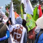 Petani Luwu Timur Desak Evaluasi Izin Tambang dan Perkebunan, DPRD Diminta Bentuk Pansus FOTO: Aliansi Tani Luwu Timur mendesak pemerintah menghentikan sementara pemberian dan perpanjangan izin pertambangan serta perkebunan di Kabupaten Luwu Timur, Sulawesi Selatan. Tuntutan tersebut disampaikan dalam aksi memperingati Hari Tani Nasional, Kamis (24/9/2026).