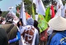 Petani Luwu Timur Desak Evaluasi Izin Tambang dan Perkebunan, DPRD Diminta Bentuk Pansus FOTO: Aliansi Tani Luwu Timur mendesak pemerintah menghentikan sementara pemberian dan perpanjangan izin pertambangan serta perkebunan di Kabupaten Luwu Timur, Sulawesi Selatan. Tuntutan tersebut disampaikan dalam aksi memperingati Hari Tani Nasional, Kamis (24/9/2026).