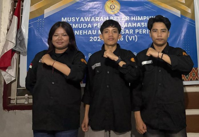 FOTO: Jusverado Montifiero (Tengah) terpilih sebagai Ketua Umum HIPMA Bonehau Makassar periode 2026 - 2027.