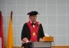 Jadi Guru Besar, Prof. Dr. Slamet Sampurno Soewondo: Perkembangan Pengetahuan Dokter Asing di Indonesia FOTO: Prof. Dr. Slamet Sampurno Soewondo, S.H., M.H., D.F.M., Mengikuti prosesi penerimaan anggota Dewan Profesor di Ruang Senat Lantai 2, Gedung Rektorat, Kampus Unhas Tamalanrea. Senin (28/09/2026)