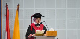 Jadi Guru Besar, Prof. Dr. Sri Susyanti Nur: Urgensi Bank Tanah FOTO: Prof. Dr. Sri Susyanti Nur, S.H., M.Hum., Mengikuti prosesi penerimaan anggota Dewan Profesor di Ruang Senat Lantai 2, Gedung Rektorat, Kampus Unhas Tamalanrea. Senin (28/09/2026)