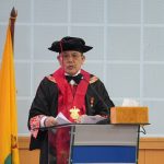 Jadi Guru Besar, Prof Aswanto: “Tindak Pidana Korupsi sebagai Pelanggaran Hak Asasi Manusia” FOTO: Prof. Dr. Aswanto, Mengikuti prosesi penerimaan anggota Dewan Profesor di Ruang Senat Lantai 2, Gedung Rektorat, Kampus Unhas Tamalanrea. Senin (28/09/2026)