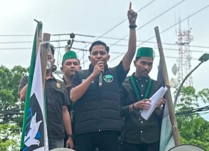 FOTO: Direktur LKBHMI HMI Cabang Makassar, Alif Fajar, S.H., FOTO: Direktur LKBHMI HMI Cabang Makassar, Alif Fajar, S.H.,