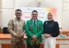 Promosi Doktor Angga Satrya Soroti Hak Anak Bawaan di Lapas, LASKAR Tekankan Penguatan SDM FOTO: Ketua Umum Lembaga Studi Hukum dan Advokasi Rakyat (LASKAR) Sulawesi Selatan, Illank Radjab, S.H., menyambut Sidang Ujian Promosi Doktor Program Doktor Ilmu Hukum Universitas Muslim Indonesia yang diikuti Angga Satrya.