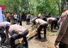 Polresta Jayapura Kota Buka Palang di Ringroad dan Jembatan Merah, Arus Lalu Lintas Kembali Lancar FOTO: Polresta Jayapura Kota memastikan akses lalu lintas di Jalan Ringroad dan kawasan Jembatan Merah kembali dapat dilalui masyarakat setelah sebelumnya dilakukan pemalangan oleh sejumlah warga. (Dok. Polresta Jayapura)