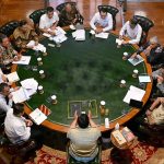Menteri dan Wakil Menteri Kelautan dan Perikanan Temui Presiden di Hambalang FOTO: Presiden Prabowo Subianto menerima Menteri Kelautan dan Perikanan Sakti Wahyu Trenggono serta Wakil Menteri Kelautan dan Perikanan Didit Herdiawan Ashaf di Hambalang, Kabupaten Bogor, pada Jumat, 9 Oktober 2026. (Dok.seskab)
