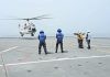 Personil TNI AL Gelar Pelatihan Pendaratan Helikopter Caracal di KRI Sriwijaya-100 FOTO: Personil TNI AL sedang melakukan pelatihan pendaratan Shipboard Operation bagi penerbang helikopter Caracal TNI Angkatan Udara (TNI AU) di KRI Sriwijaya-100, Jumat (16/10). (Dok. TNI AL - Puspenerbal)