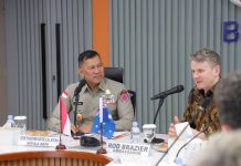 Kepala BNPB Terima Kunjungan Dubes Australia Membahas Situasi Karhutla di Wilayah Indonesia FOTO: Kepala Badan Nasional Penanggulangan Bencana (BNPB) Letnan Jenderal TNI Kristomei Sianturi menerima kunjungan kehormatan Duta Besar (Dubes) Australia untuk Indonesia, H.E. Roderick Brazier, beserta delegasi New South Wales Rural Fire Service (NSW RFS) dan National Emergency Management Agency (NEMA) Australia di INA DRTG, Sentul, Jawa Barat, pada Senin (26/10/2026). (Dok.BNPB)