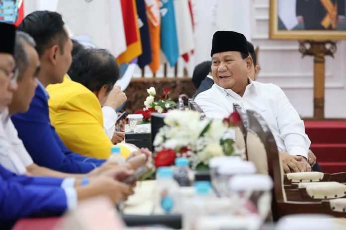FOTO: Prabowo Subianto saat menerima Ketua Umum Partai Politik usai pemilihan Presiden dan Wakil Presiden RI tahun 2024. (Dok Prabowo Subianto)