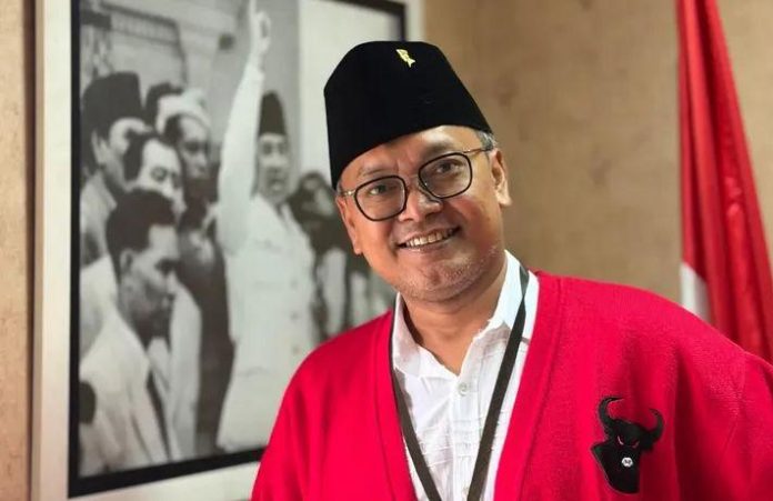 FOTO: Politisi PDI Perjuangan (PDIP), Guntur Romli. (Dok Pribadi)